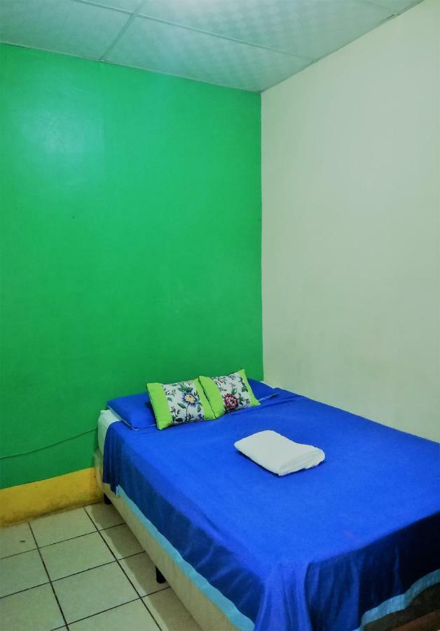 Hostal Leyendas León Esterno foto