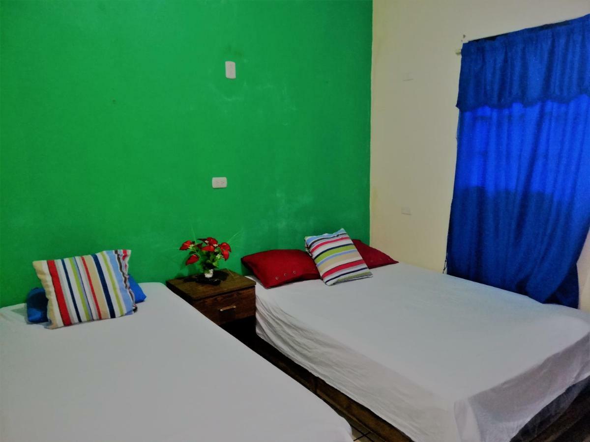 Hostal Leyendas León Esterno foto