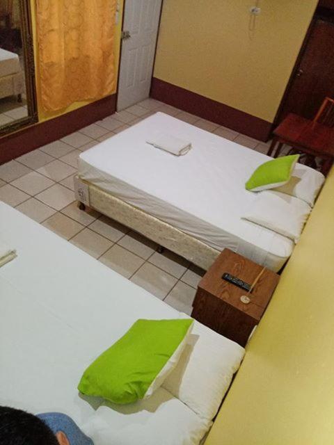 Hostal Leyendas León Esterno foto