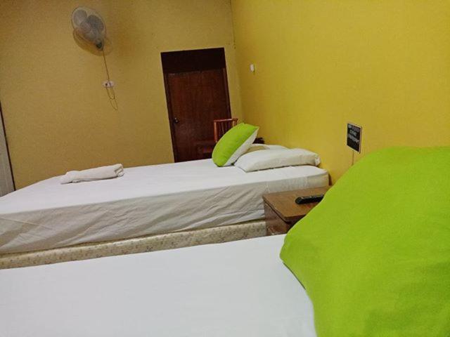 Hostal Leyendas León Esterno foto